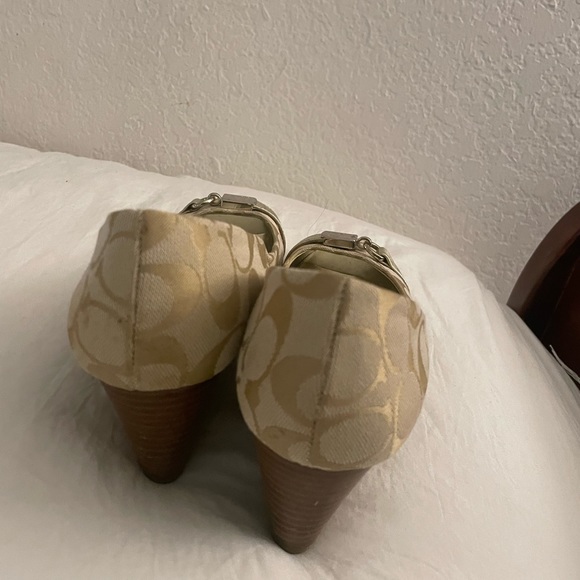 Cleaning out the closet!!! Coach wedges must go! - Picture 4 of 4